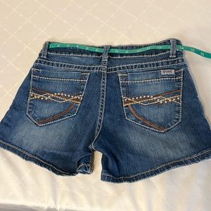 Cruel denim ABBY shorts. Size 3
